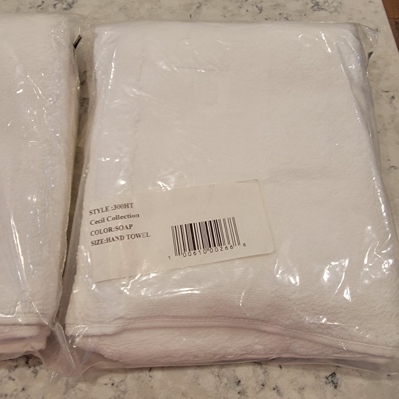 Hill House Cecil Collection "Soap" Hand Towel Set Of Two! New - Picture 7 of 8